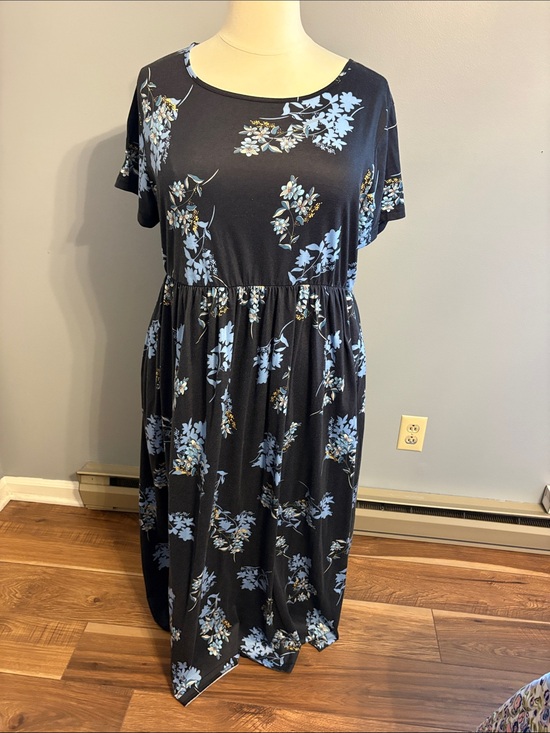 Nemidor Dresses & Skirts - Navy Maxi Dress with Light Blue Floral Print/ size 24